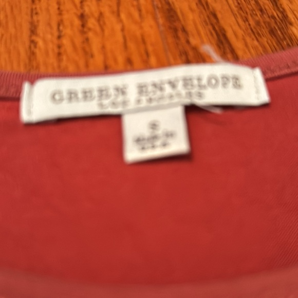 EUC Green envelope lattice sleeved top - Small - Picture 3 of 4